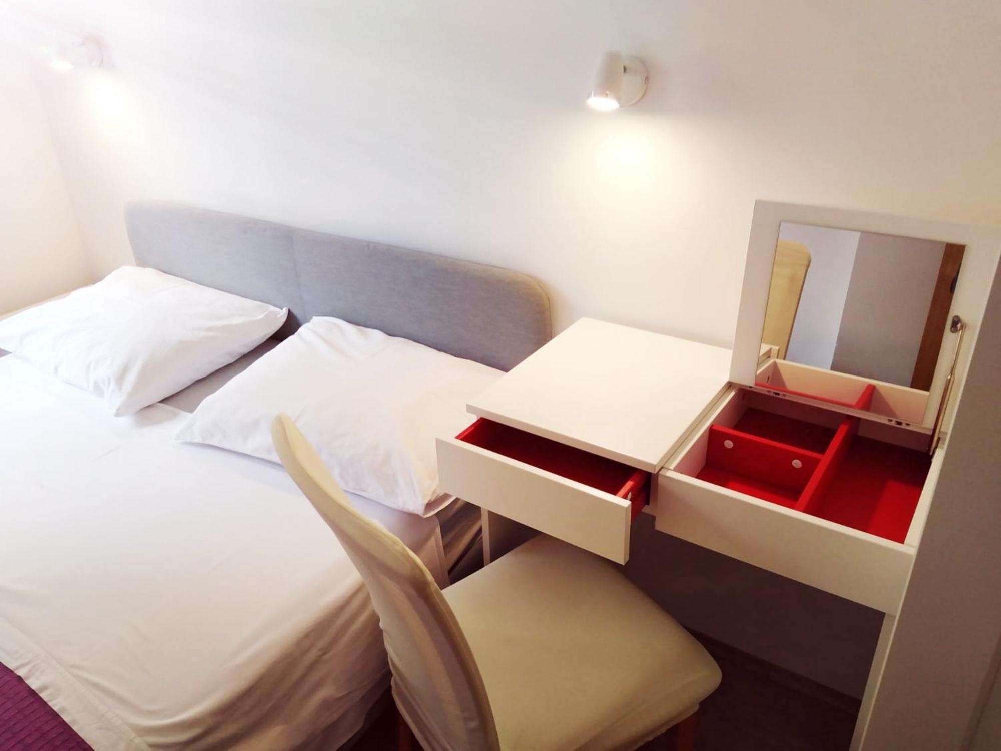 Apartment Mia - Spacious Apartment On 85 M2 With Beautiful Sea View Trogir Quarto foto